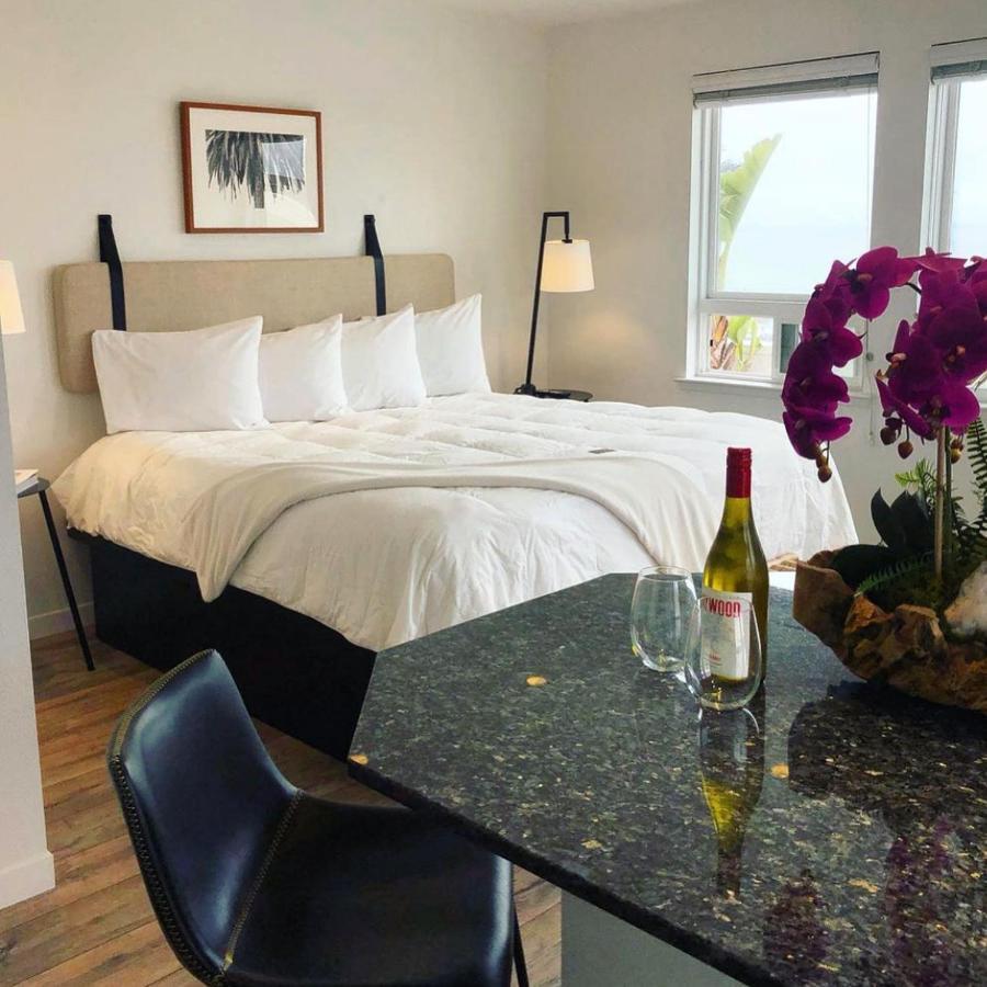 Hotel Pier View Suites 4*